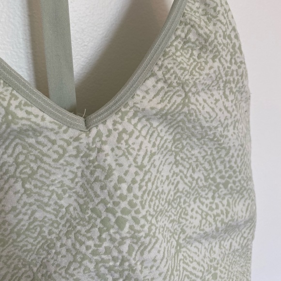 Workout Top Bra | Green White - Picture 4 of 8